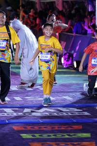 BIB: 3528
                            <button type="button" onclick="openModal(26225543)" class="btn btn-primary btn-sm float-right btn-popup" data-toggle="modal" data-target=".modal-high-quality">
                        <i class="fas fa-shopping-cart"></i> Add to Cart
                    </button>
                                            <button type="button" onclick="isThisMe(26225543, true)" class="btn btn-success btn-sm float-right btn-popup btn-isme hidden" data-toggle="tooltip" data-placement="bottom" title="นี่คือรูปของคุณใช่ไหม คลิกที่นี่เพื่อเอาเข้าอัลบั้ม">
                        <i class="fas fa-plus"></i> Add to album
                    </button>
                    <button type="button" onclick="isThisMe(26225543, false)" class="btn btn-warning btn-sm float-right btn-popup btn-isnotme hidden">
                        <i class="fas fa-ban"></i> Remove from album
                    </button>